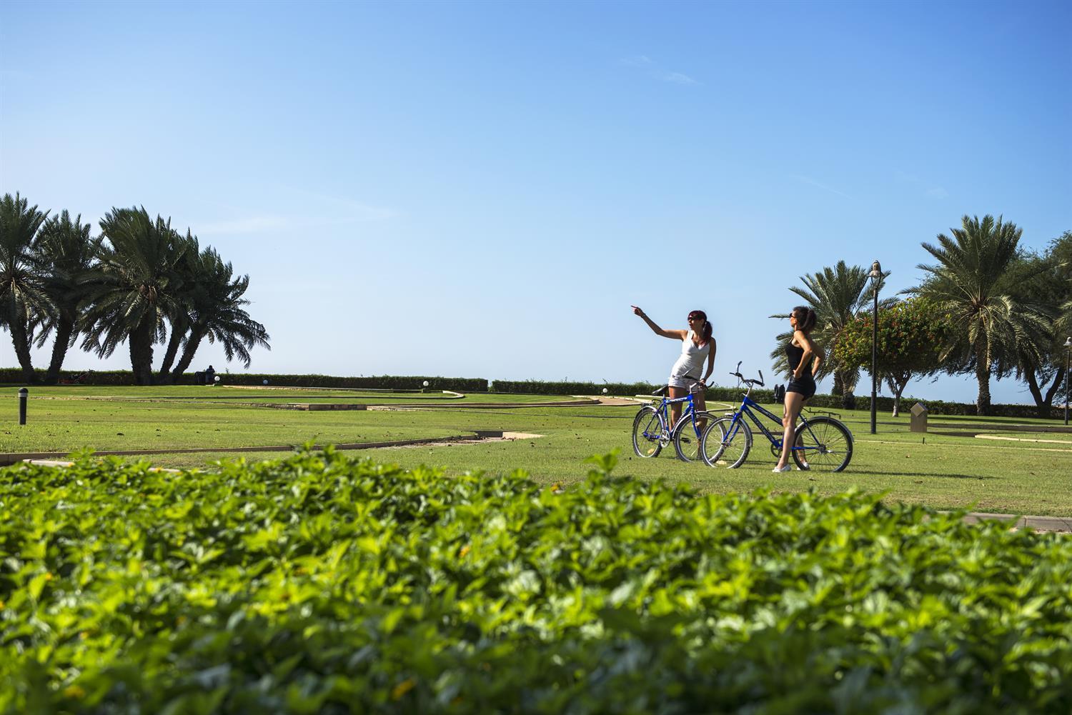 Golden Tulip Al Jazira &